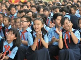 Image Mong thầy cô cười nhiều hơn, bớt bài tập ở nhà