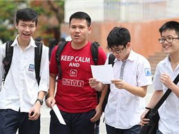 Image Điểm chuẩn lớp 10 bốn trường chuyên công lập Hà Nội biến động thế nào?