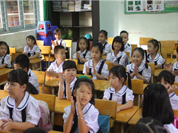 Image Hơn 1,6 triệu học sinh Thành phố Hồ Chí Minh tựu trường