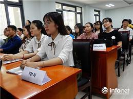 Image Đà Nẵng: Lần đầu tiên các tân giáo viên được tự chọn trường để dạy