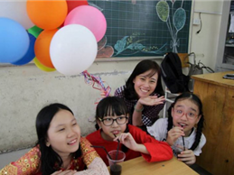 Image Cùng cô giáo tiểu học rèn con cách tự học hiệu quả