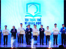 Image "Tri thức trẻ vì giáo dục" vinh danh 5 giải xuất sắc