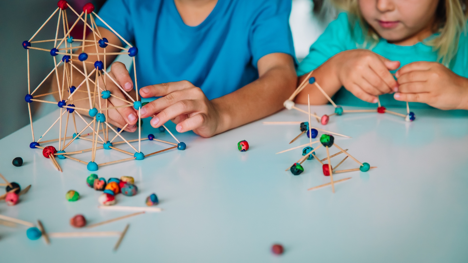 STEM quanh ta: Khi khoa học không còn là môn học, mà là cách trẻ nhìn thế giới